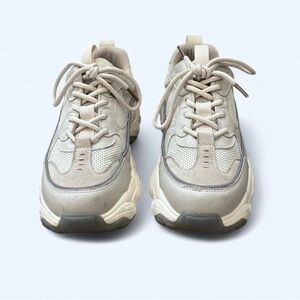 Stylish Women's Chunky Sneakers in Cream and Gray